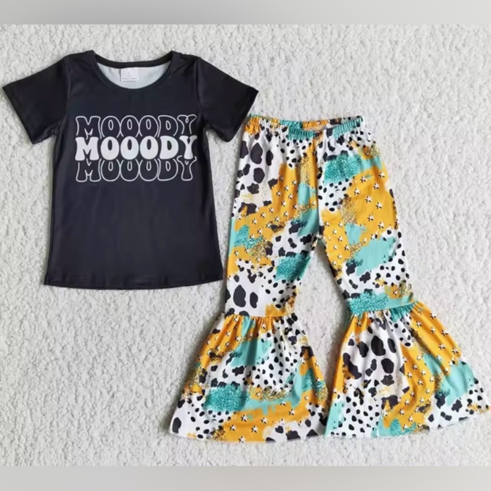 Toddler Girls 2 Piece Outfit Moody Cow Print NWT